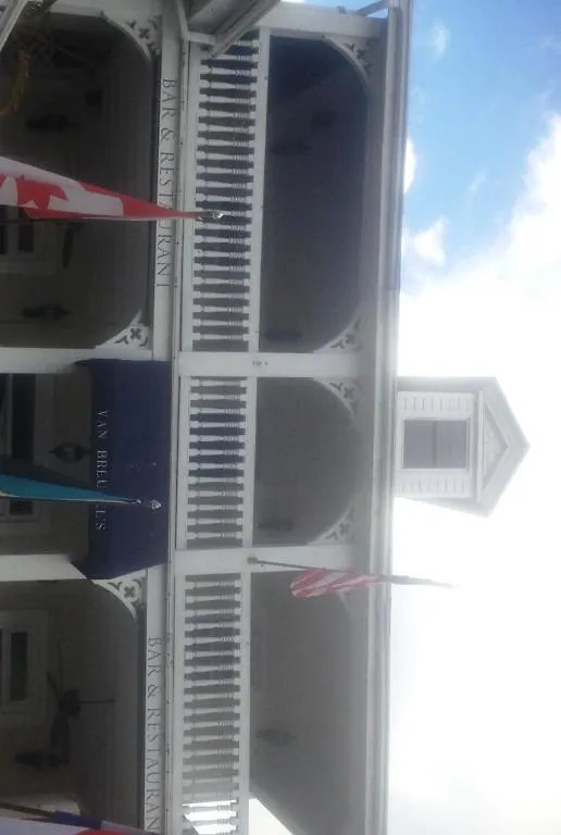 Grand Central Hotel Nassau 2*,